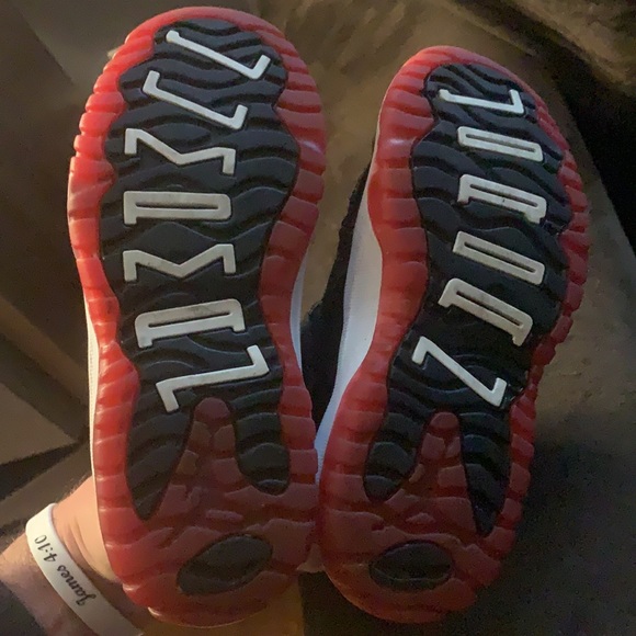 Jordan’s - Picture 3 of 3